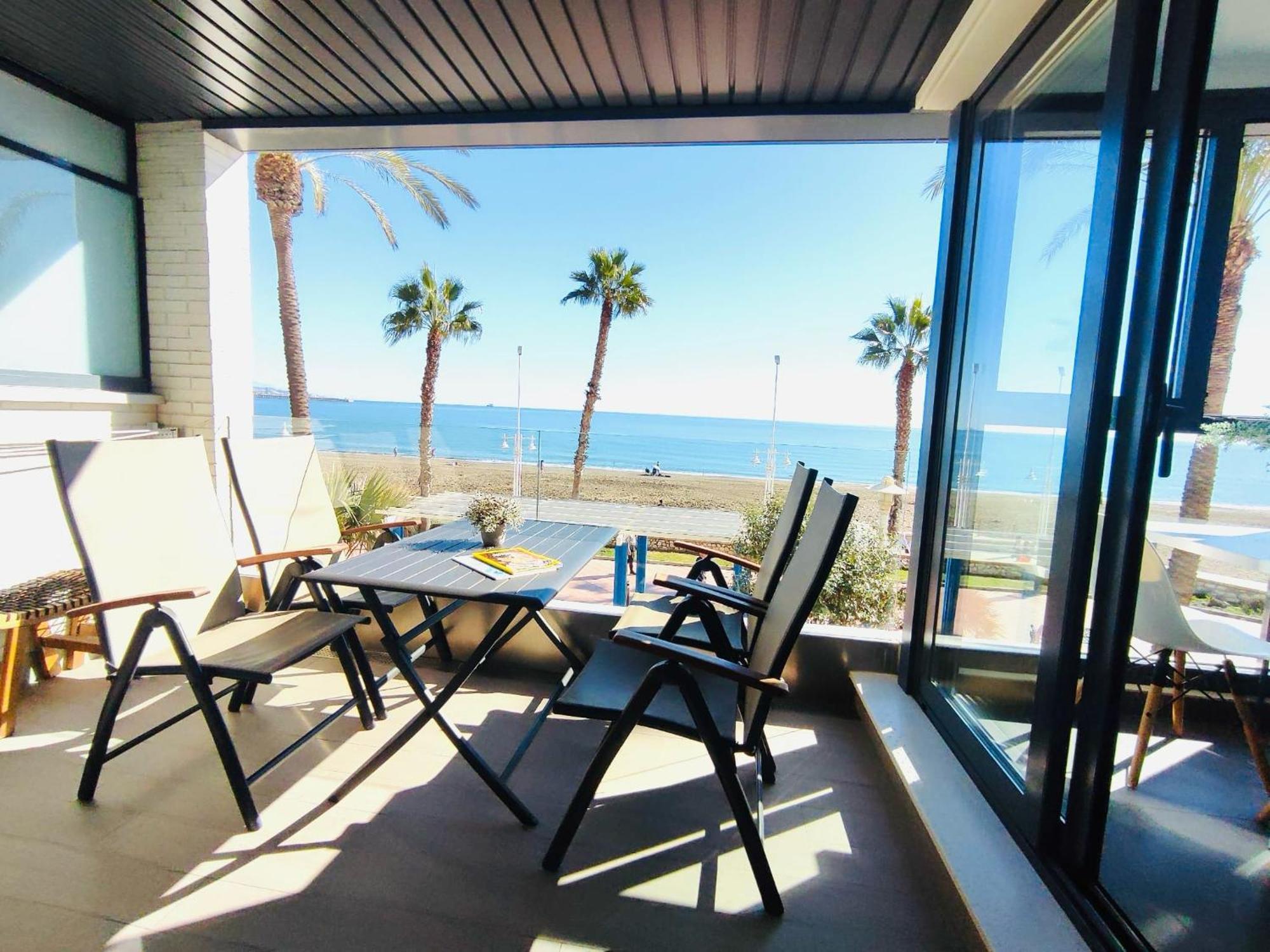 Ferienwohnung Gran Vivienda De Lujo Frente Al Mar Málaga Exterior foto